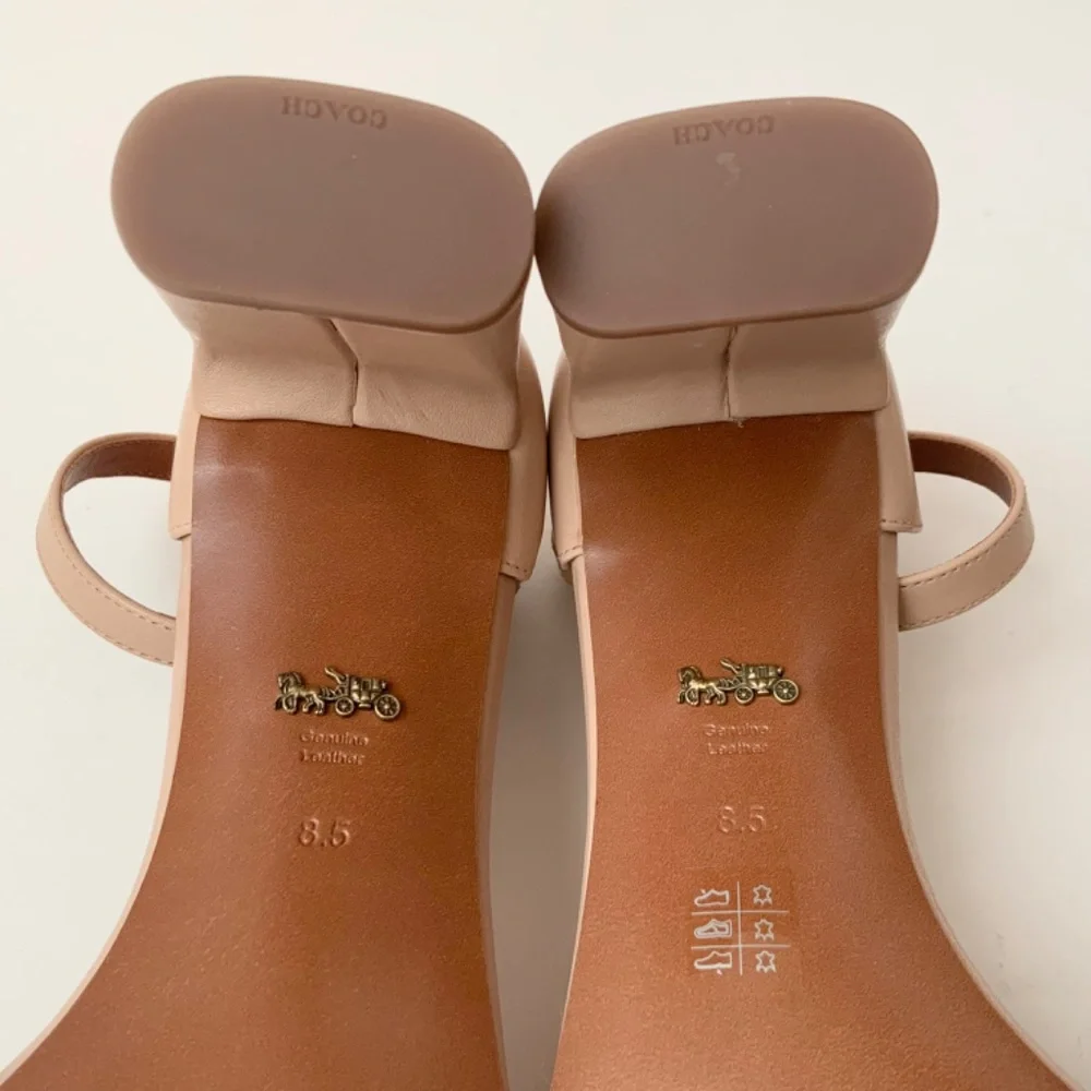 Coach Link Nude Beige Leather Block Heel Ankle Strap Sandals Dress Shoes 8.5